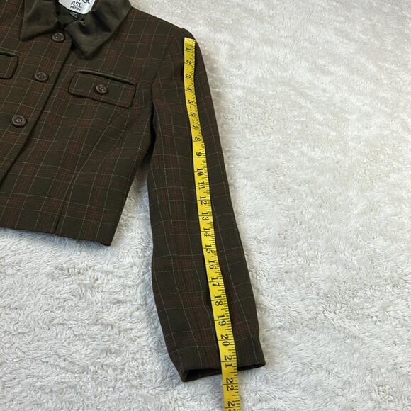 Y2K Kasper A.S.L. Petite two piece Green check and velvet collar skirt suit, 4P - Picture 4 of 12